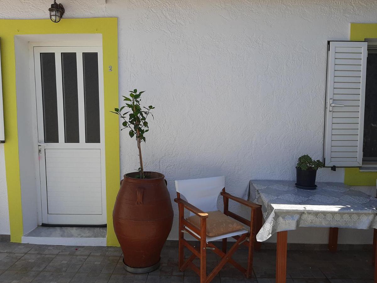 Lemon Garden 2 Apartman Karidi Kültér fotó