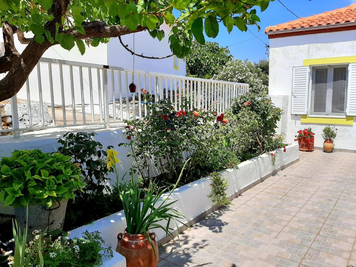 Lemon Garden 2 Apartman Karidi Kültér fotó