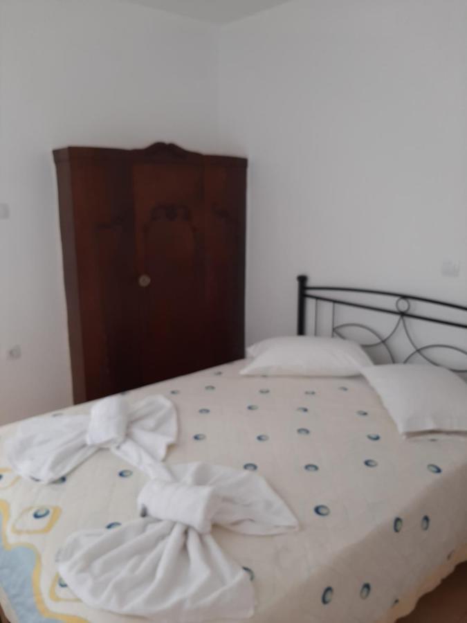 Lemon Garden 2 Apartman Karidi Kültér fotó