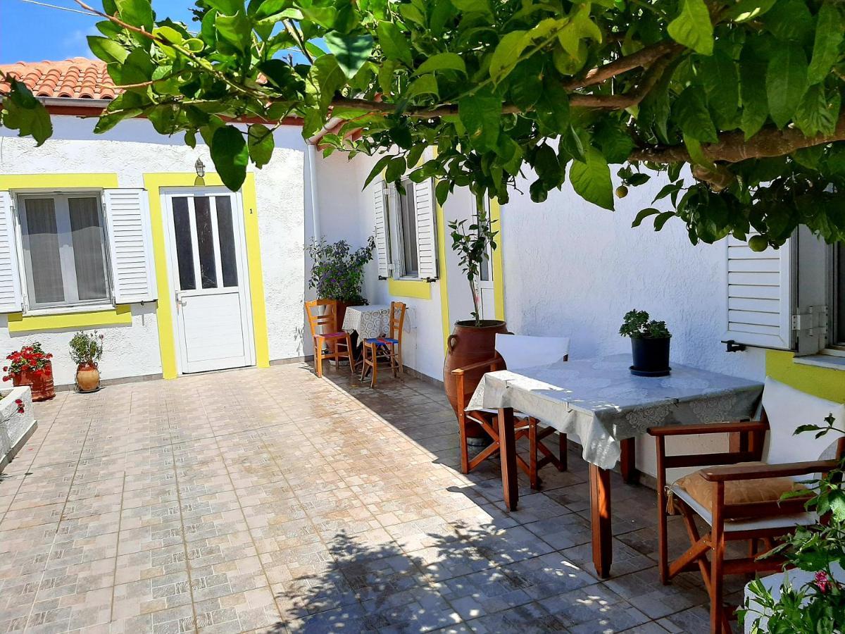 Lemon Garden 2 Apartman Karidi Kültér fotó